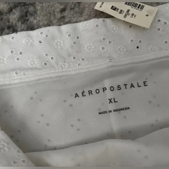 NWT Aeropostale Eyelet Tube Top White Floral Embroidery Strapless Size XL - Picture 4 of 5